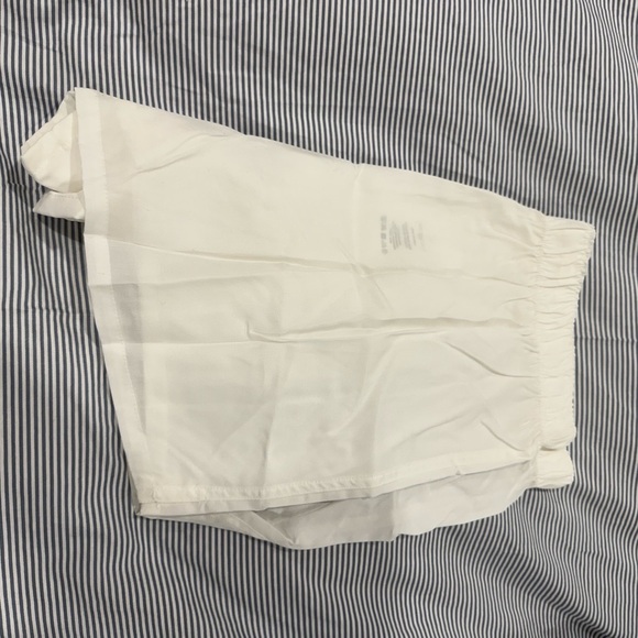 CDLP Woven Boxer Shorts Slim
White 
$85
Made of a soft TenceL Sz S - Picture 10 of 16